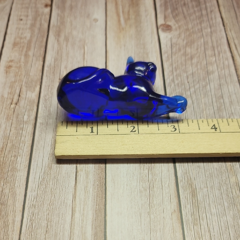 Vtg Cobalt Blue Art Glass Ally Cat Figurine. 1980's - Picture 8 of 9